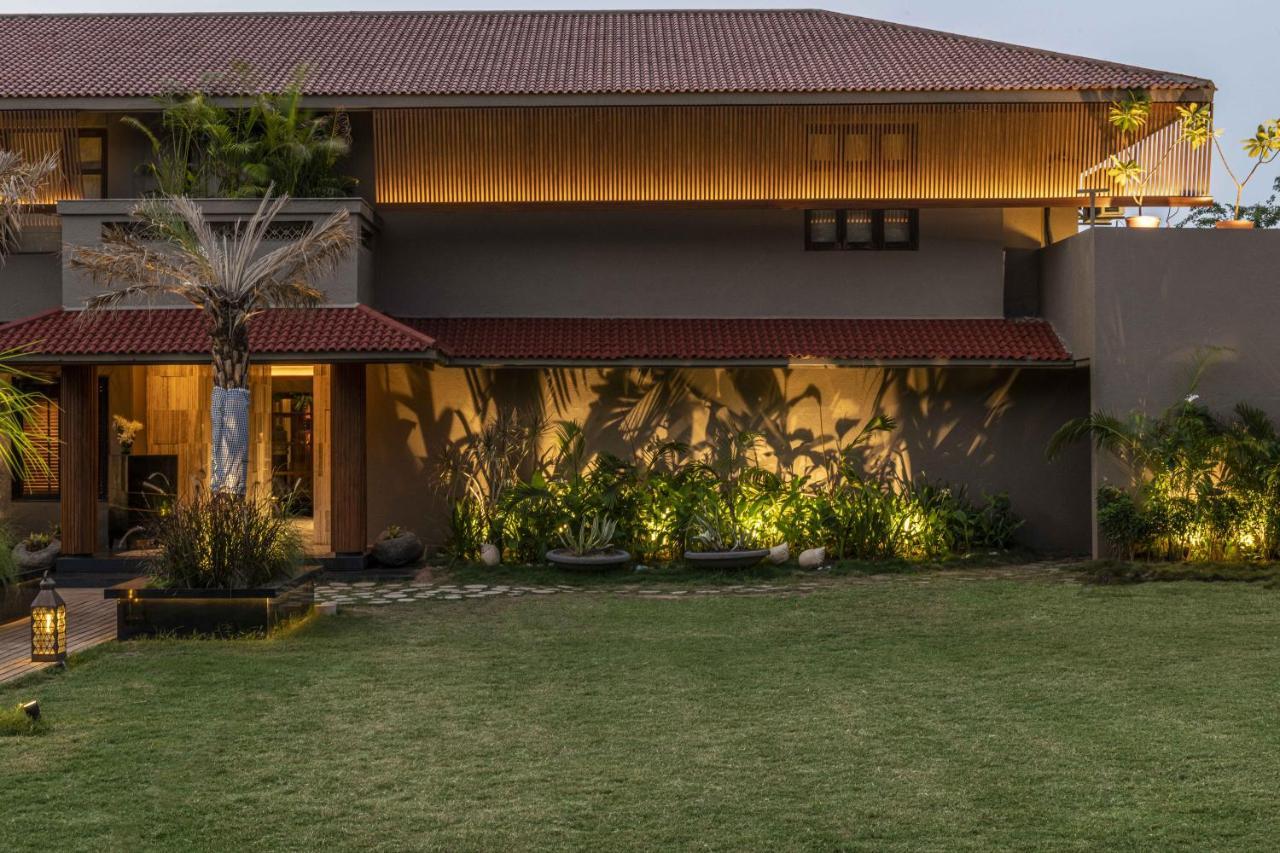Radhe Upavan Resort Ahmedabad Exterior foto
